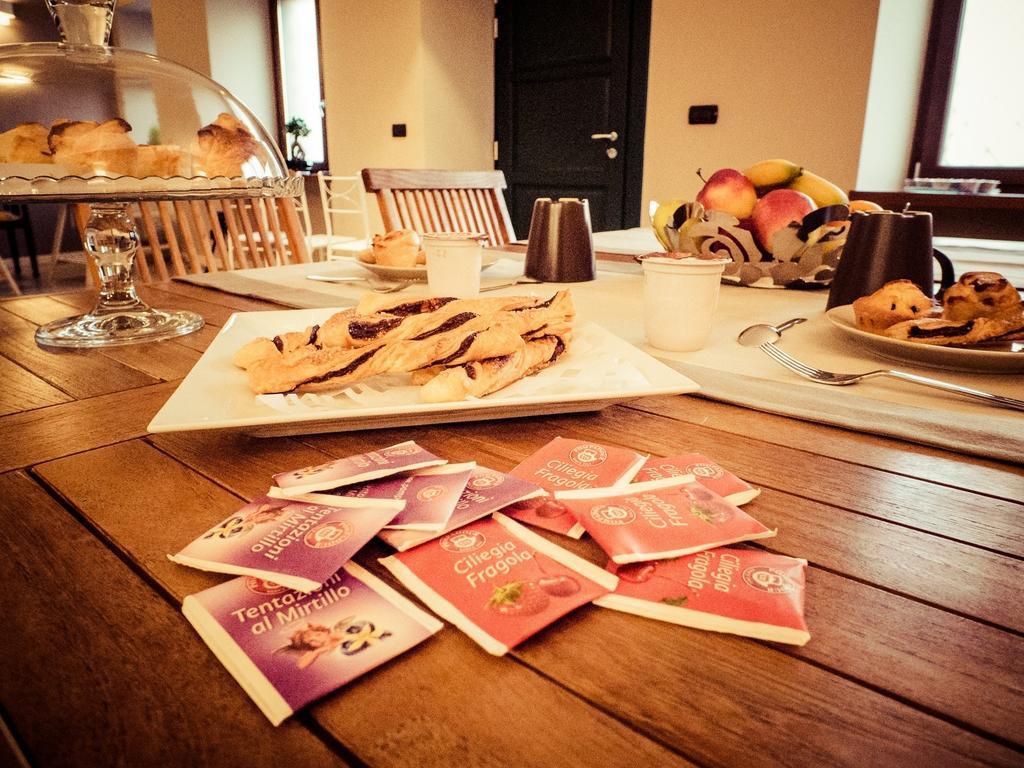 B&B Aurora Bergamo Eksteriør bilde